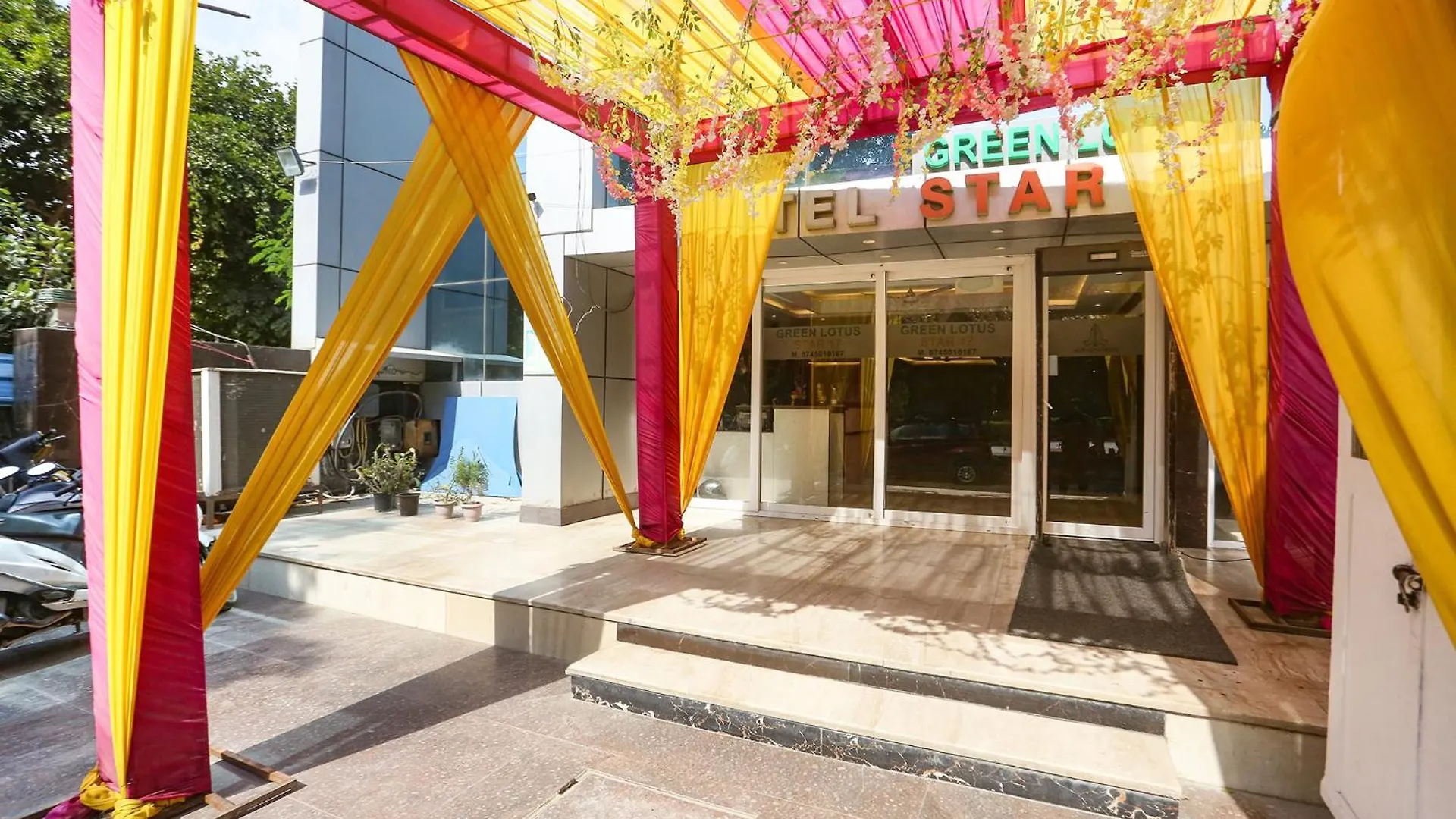Hotel Fabhotel Prime Star 17 - Nr Yashobhoomi Convention Centre Delhi