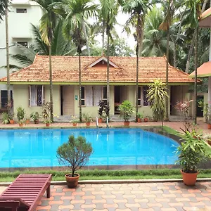 ** Resort New Ideal Panchakarma Centre India